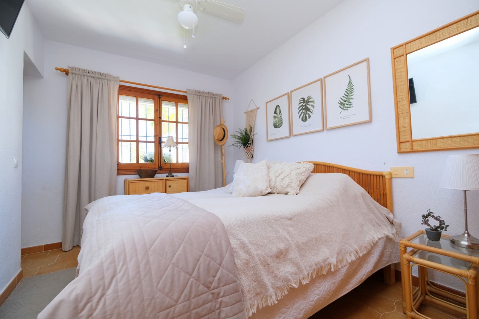 2 soveværelse Penthouse til salg i Villamartin med swimmingpool - € 229.000 (Ref: 9855060)