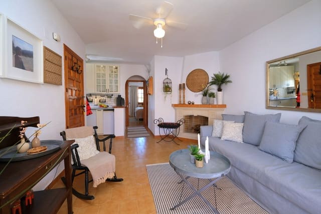 2 soveværelse Penthouse til salg i Villamartin, Orihuela med swimmingpool - € 229.000 (Ref: 9855060)