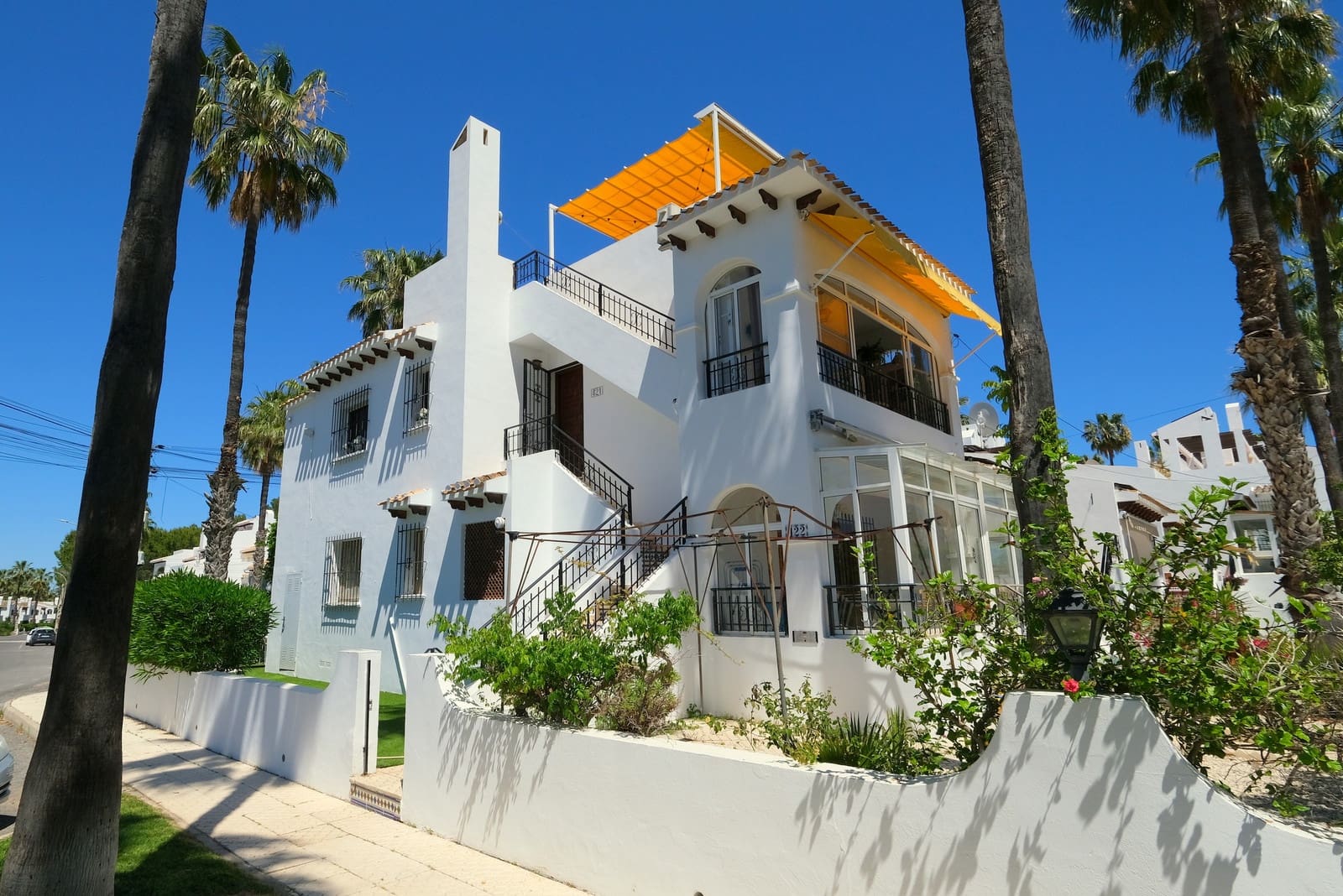 2 soveværelse Penthouse til salg i Villamartin med swimmingpool - € 229.000 (Ref: 9855060)