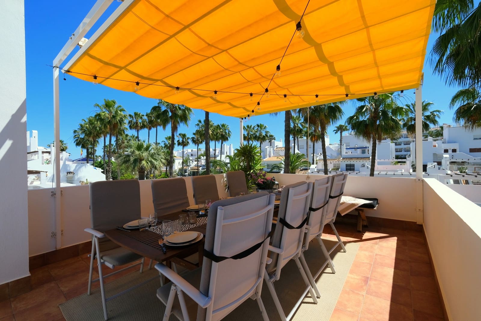 2 soveværelse Penthouse til salg i Villamartin med swimmingpool - € 229.000 (Ref: 9855060)