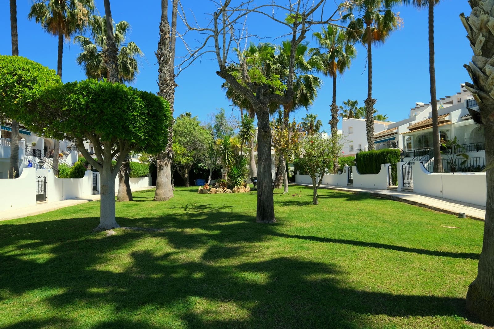 2 soveværelse Penthouse til salg i Villamartin med swimmingpool - € 229.000 (Ref: 9855060)