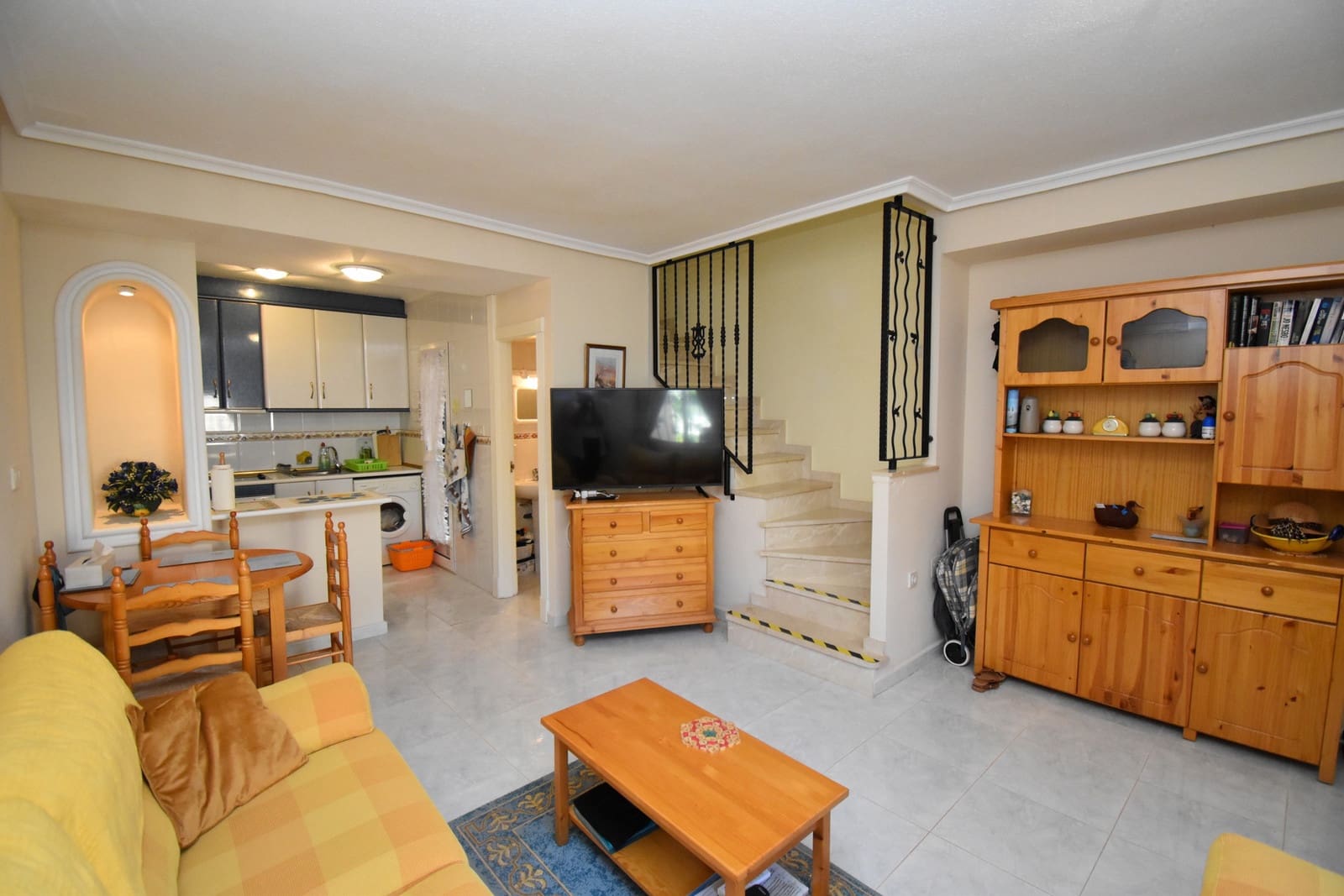 2 soveværelse Byhus til salg i Villamartin med swimmingpool - € 149.995 (Ref: 9855061)