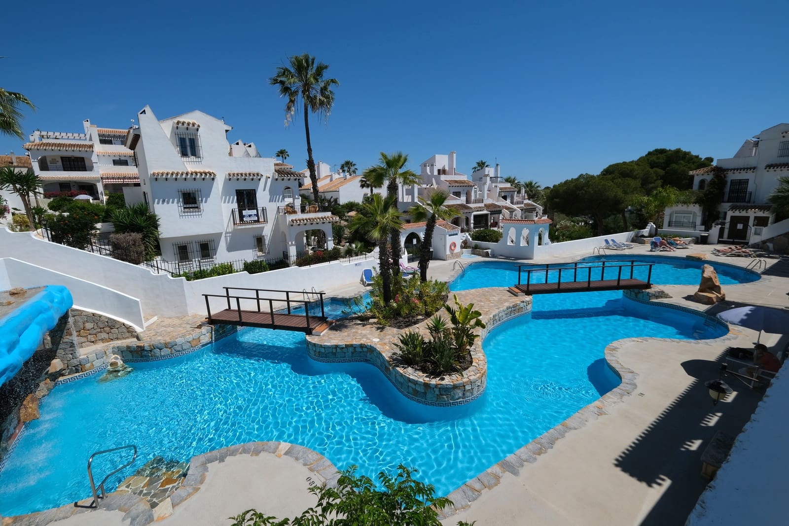 2 soveværelse Byhus til salg i Villamartin med swimmingpool - € 199.995 (Ref: 9859612)