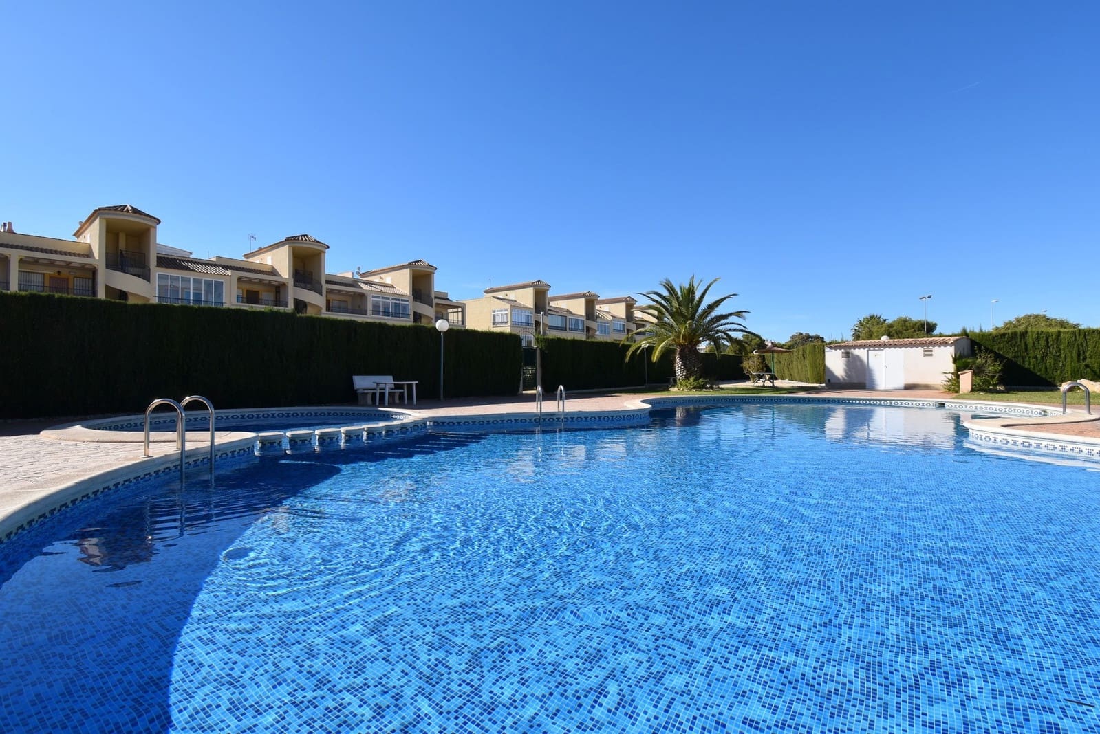 2 soveværelse Lejlighed til salg i Los Altos med swimmingpool - € 163.000 (Ref: 9859613)