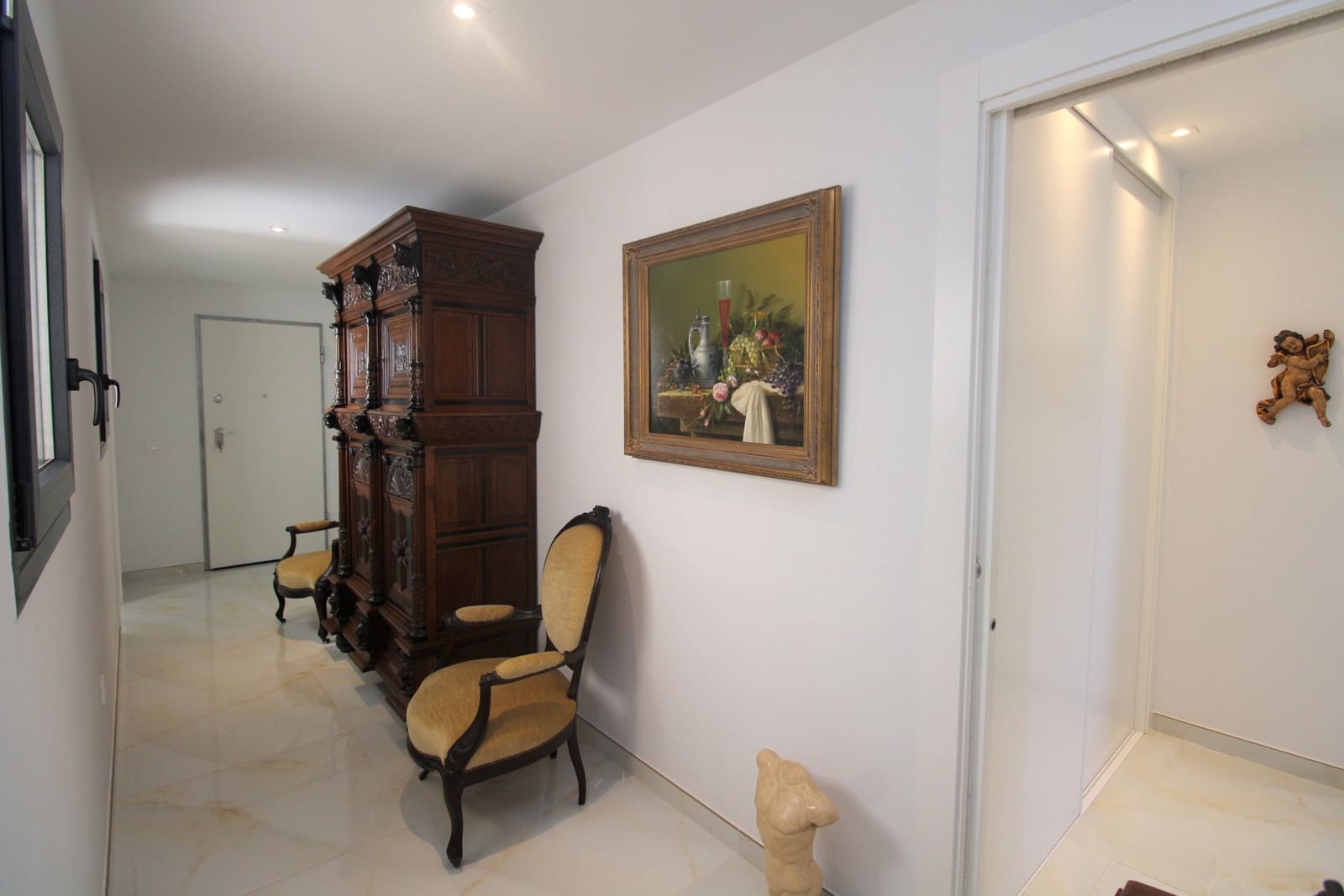 2 bedroom Apartment for sale in Villamartin with pool garage - € 259,000 (Ref: 9861613)