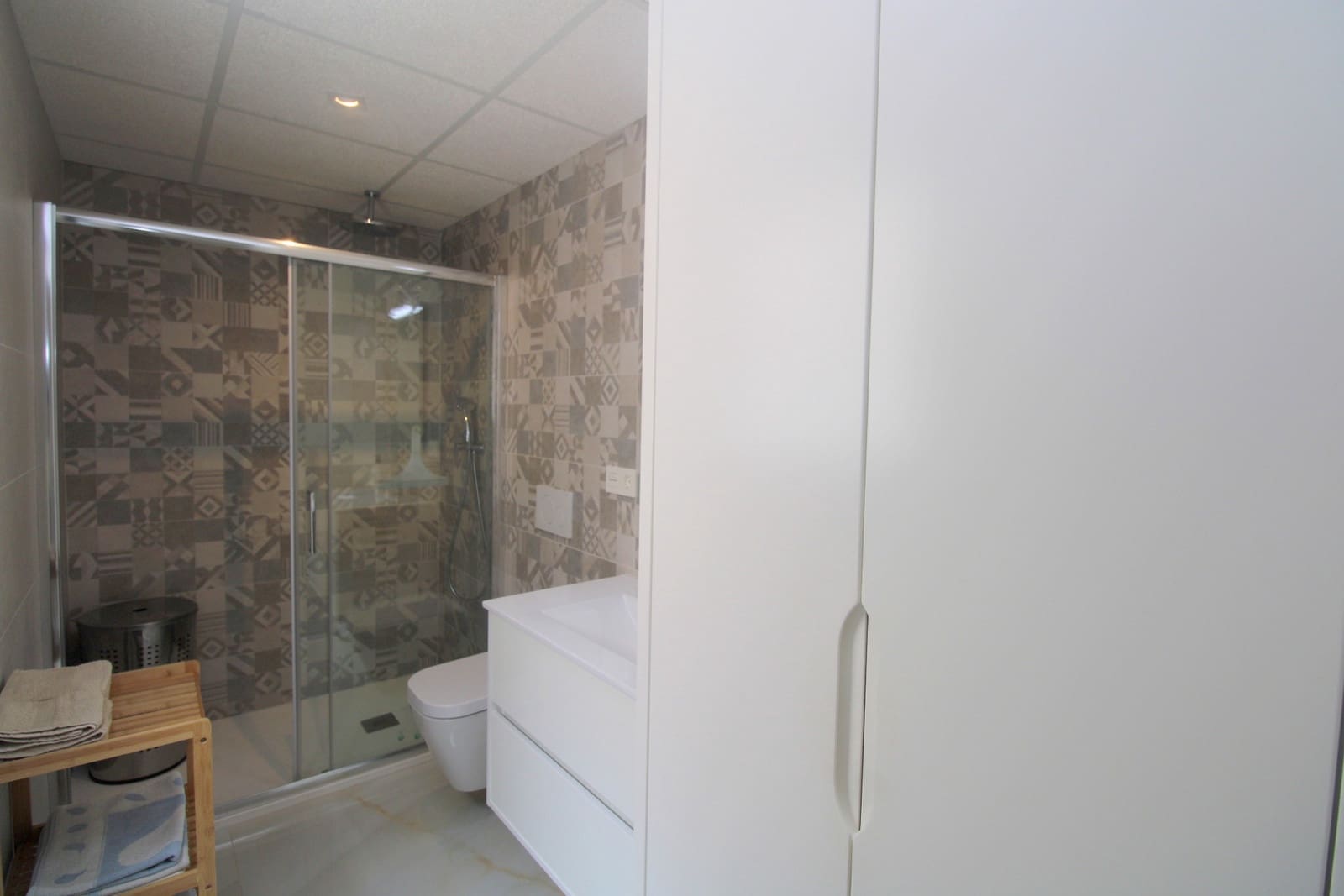 2 bedroom Apartment for sale in Villamartin with pool garage - € 259,000 (Ref: 9861613)