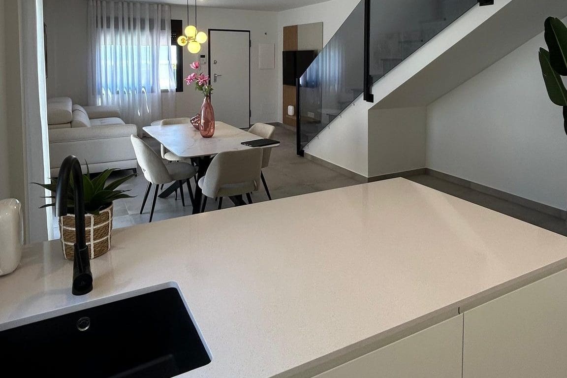 3 chambre Maison de Ville à vendre à Pilar de la Horadada avec garage - 299 900 € (Ref: 9875759)