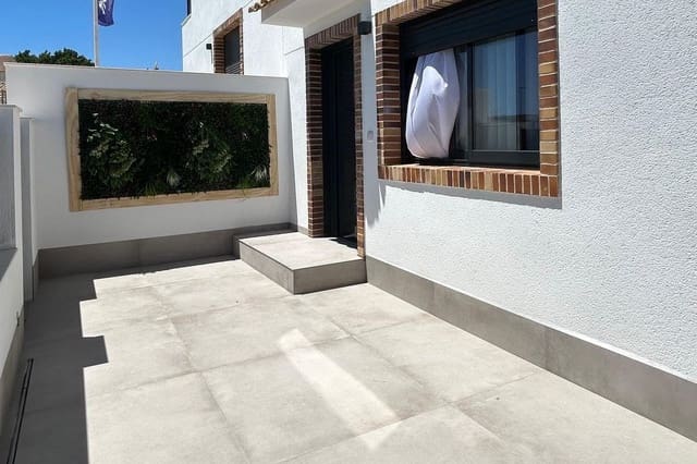 3 chambre Maison de Ville à vendre à Pilar de la Horadada ciudad, Pilar de la Horadada avec garage - 299 900 € (Ref: 9875759)