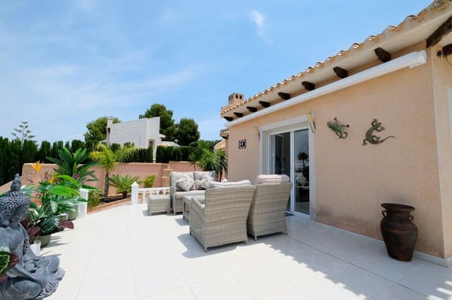 4 soverom Villa til salgs i Cabo Roig, Orihuela med svømmebasseng garasje - € 795 000 (Ref: 9878103)