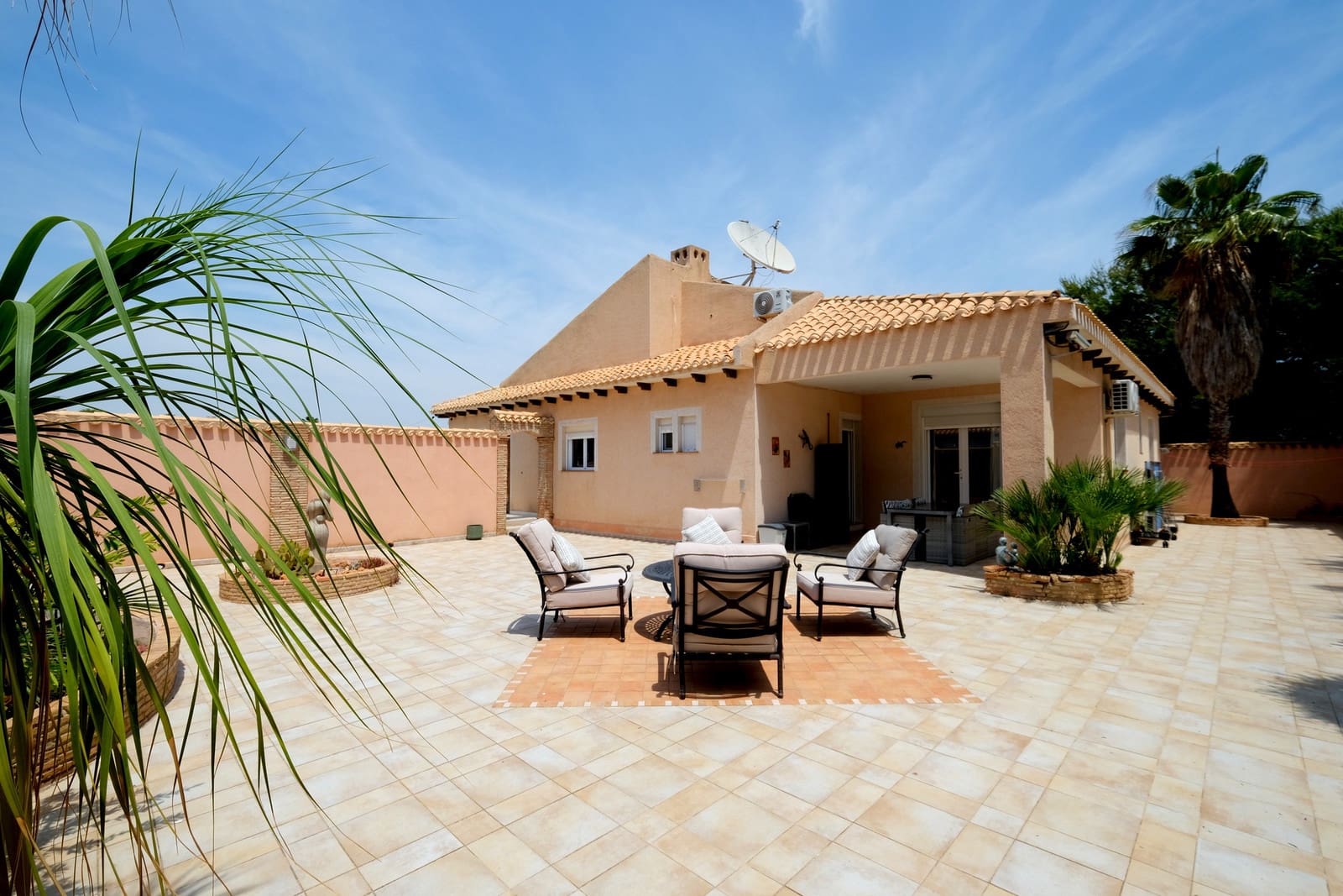 4 soveværelse Villa til salg i Cabo Roig med swimmingpool garage - € 795.000 (Ref: 9878103)