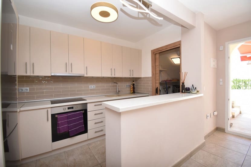 2 slaapkamer Bungalow te koop in Las Ramblas Golf met zwembad - € 289.000 (Ref: 9880652)