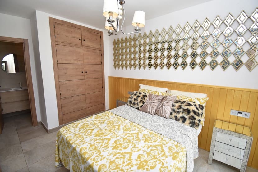 2 slaapkamer Bungalow te koop in Las Ramblas Golf met zwembad - € 289.000 (Ref: 9880652)