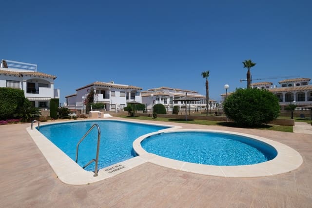 2 soverom Hus til salgs i Punta Prima, Torrevieja med svømmebasseng garasje - € 189 000 (Ref: 9884191)
