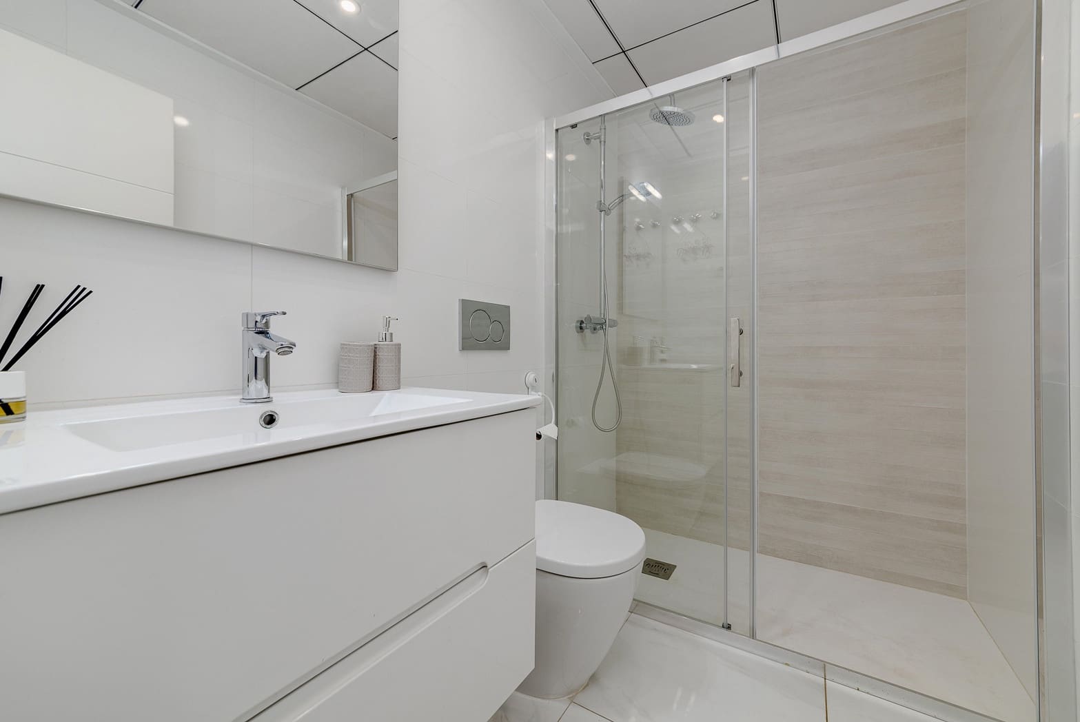 3 camera da letto Casa in vendita in Villamartin con piscina garage - 325.000 € (Rif: 9889914)