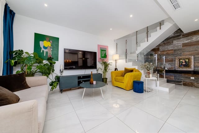 3 camera da letto Casa in vendita in Villamartin, Orihuela con piscina garage - 325.000 € (Rif: 9889914)