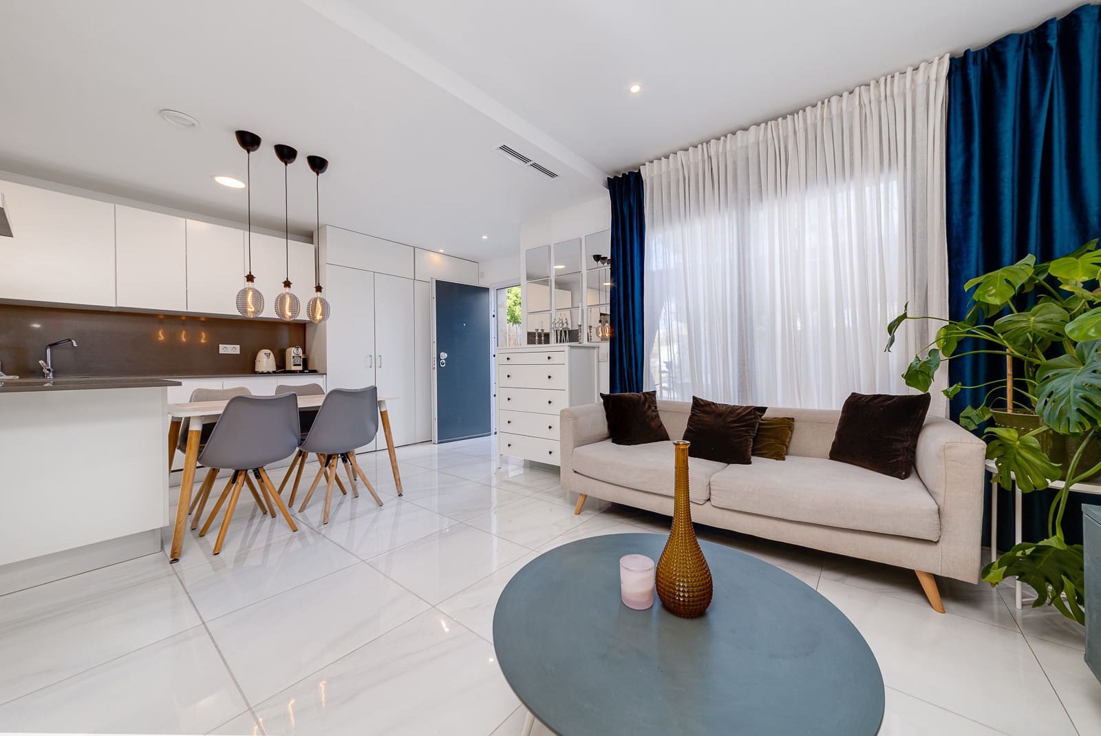 3 camera da letto Casa in vendita in Villamartin con piscina garage - 325.000 € (Rif: 9889914)