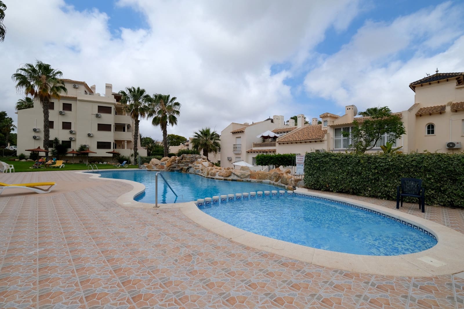 2 quarto Casa em Banda para venda em Las Ramblas Golf com piscina garagem - 229 000 € (Ref: 9896259)