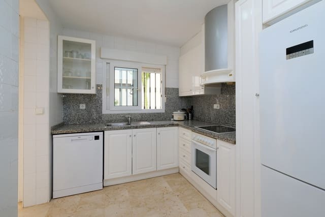2 quarto Casa em Banda para venda em Las Ramblas Golf, Orihuela com piscina garagem - 229 000 € (Ref: 9896259)