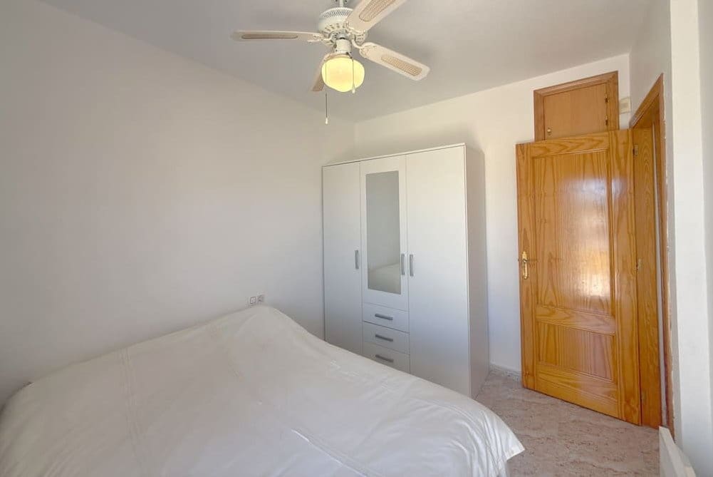 Casa de 3 habitaciones en Cabo Roig en venta con piscina garaje - 234.950 € (Ref: 9899112)