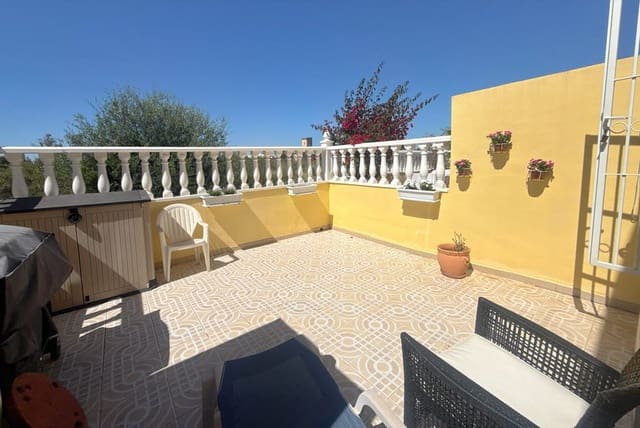 Casa de 3 habitaciones en Cabo Roig, Orihuela en venta con piscina garaje - 234.950 € (Ref: 9899112)