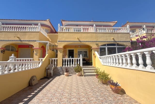 Casa de 3 habitaciones en Cabo Roig, Orihuela en venta con piscina garaje - 234.950 € (Ref: 9899112)