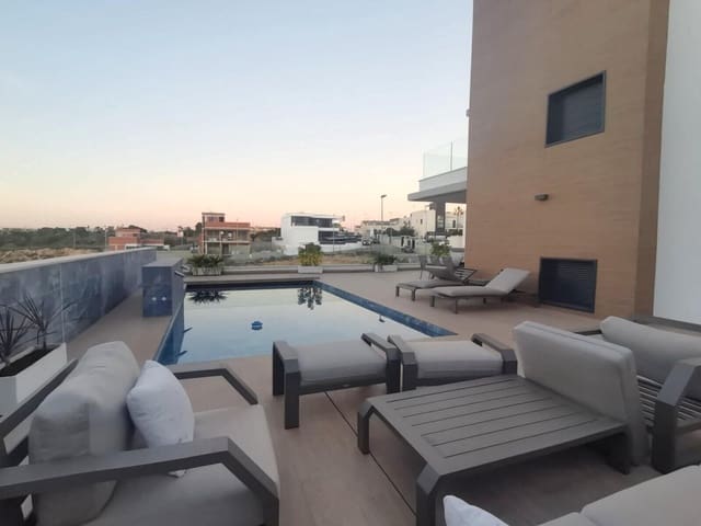 6 Zimmer Villa zu verkaufen in Cabo Roig, Orihuela mit Pool Garage - 1.780.000 € (Ref: 9899116)