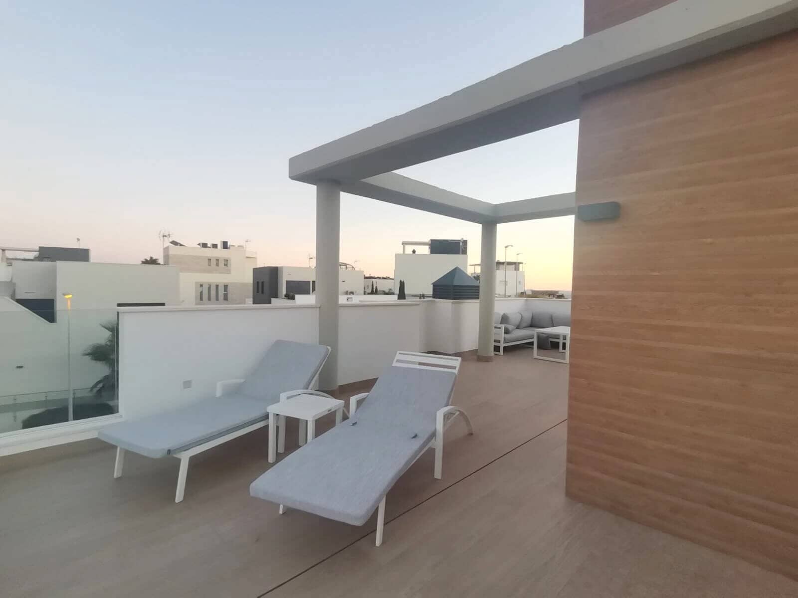 6 Zimmer Villa zu verkaufen in Cabo Roig mit Pool Garage - 1.780.000 € (Ref: 9899116)