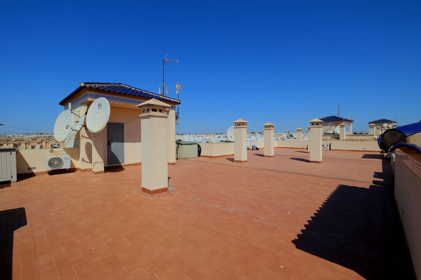 2 soverom Leilighet til salgs i Playa Flamenca med svømmebasseng garasje - € 179 900 (Ref: 9907473)