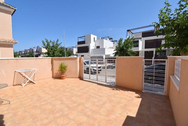 3 camera da letto Casa in vendita in Pilar de la Horadada con piscina garage - 330.000 € (Rif: 9910091)