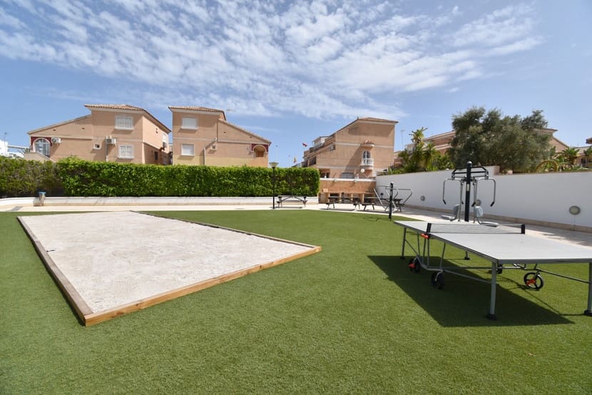 2 chambre Appartement à vendre à La Zenia avec piscine - 339 000 € (Ref: 9912660)