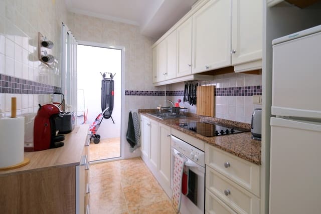 2 soverom Penthouse til salgs i Punta Prima, Torrevieja med svømmebasseng - € 149 995 (Ref: 9915306)