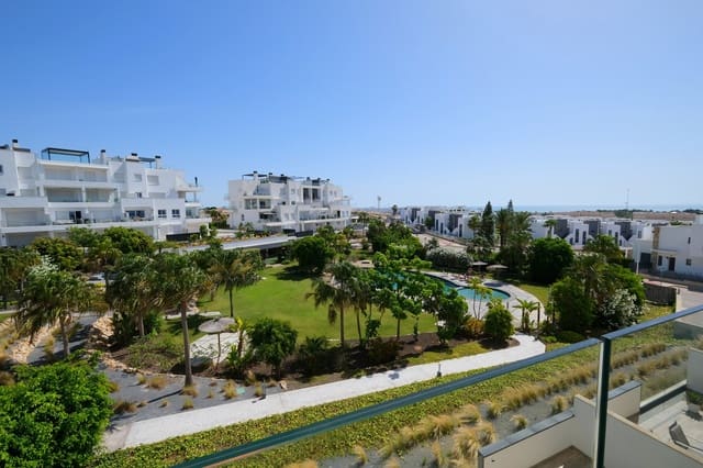2 chambre Appartement à vendre à Punta Prima, Torrevieja avec piscine garage - 389 900 € (Ref: 9921829)