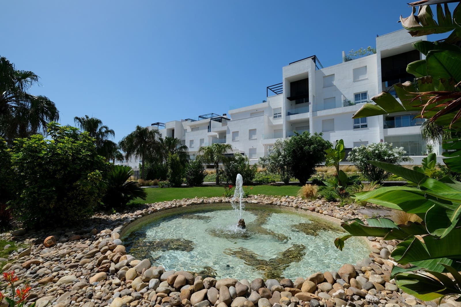 2 bedroom Apartment for sale in Punta Prima with pool garage - € 389,900 (Ref: 9921829)