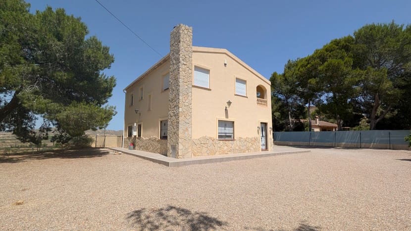 4 bedroom Villa for sale in Canada de San Pedro with pool garage - € 350,000 (Ref: 9924208)