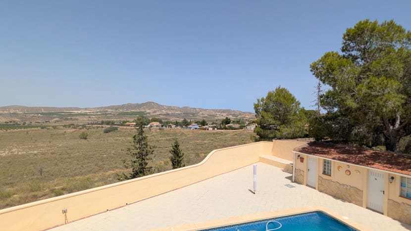4 bedroom Villa for sale in Canada de San Pedro with pool garage - € 350,000 (Ref: 9924208)