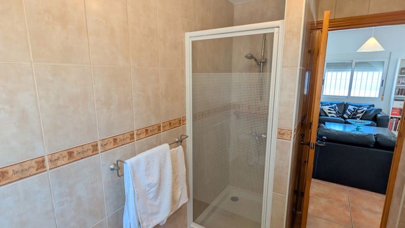 4 bedroom Villa for sale in Canada de San Pedro with pool garage - € 350,000 (Ref: 9924208)
