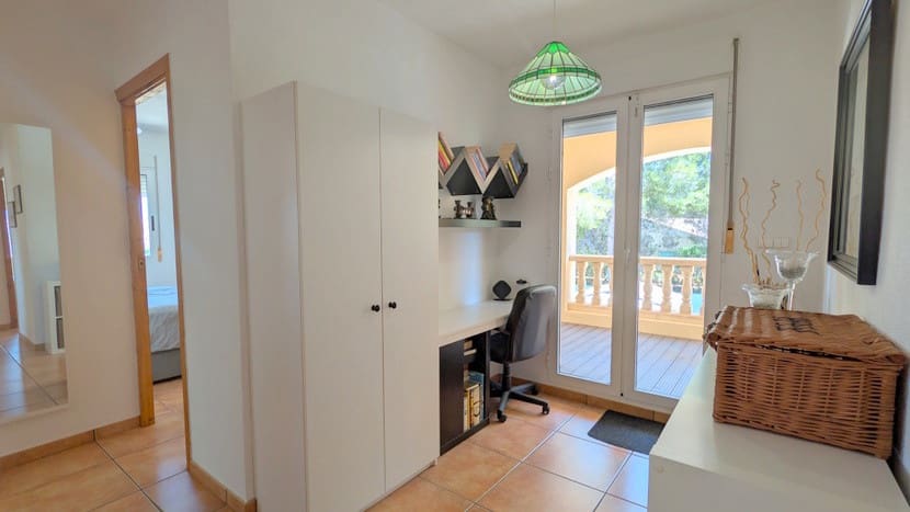 4 bedroom Villa for sale in Canada de San Pedro with pool garage - € 350,000 (Ref: 9924208)