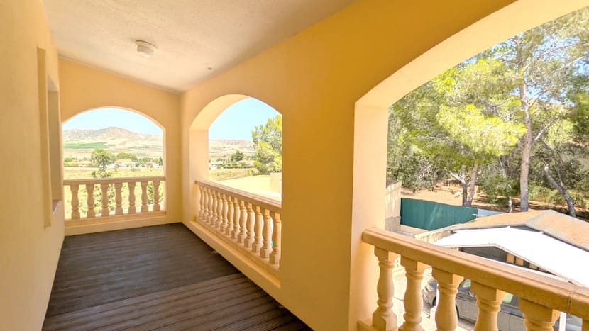 4 bedroom Villa for sale in Canada de San Pedro with pool garage - € 350,000 (Ref: 9924208)