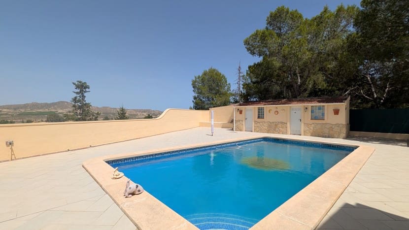 4 bedroom Villa for sale in Canada de San Pedro with pool garage - € 350,000 (Ref: 9924208)