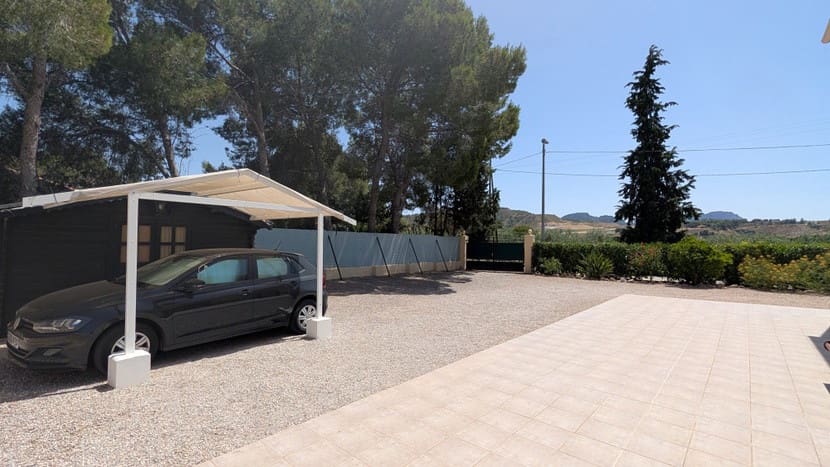 4 bedroom Villa for sale in Canada de San Pedro with pool garage - € 350,000 (Ref: 9924208)