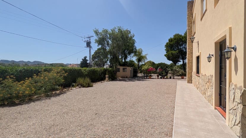 4 bedroom Villa for sale in Canada de San Pedro with pool garage - € 350,000 (Ref: 9924208)