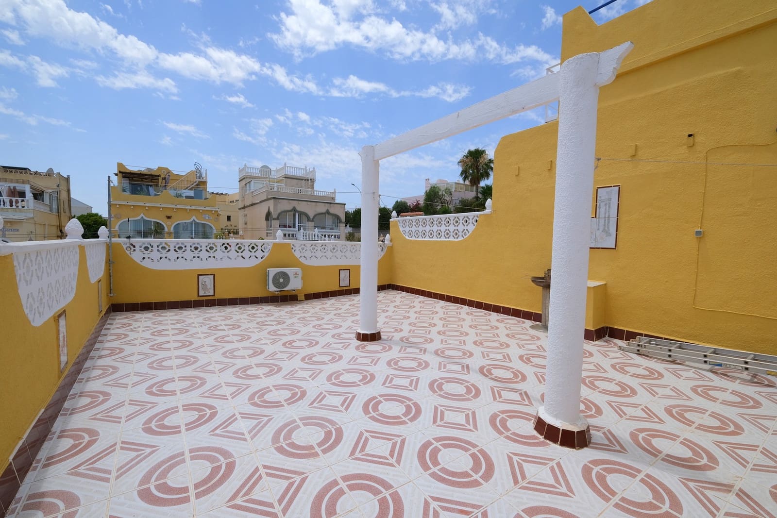 2 slaapkamer Bungalow te koop in San Miguel de Salinas - € 156.950 (Ref: 9928870)