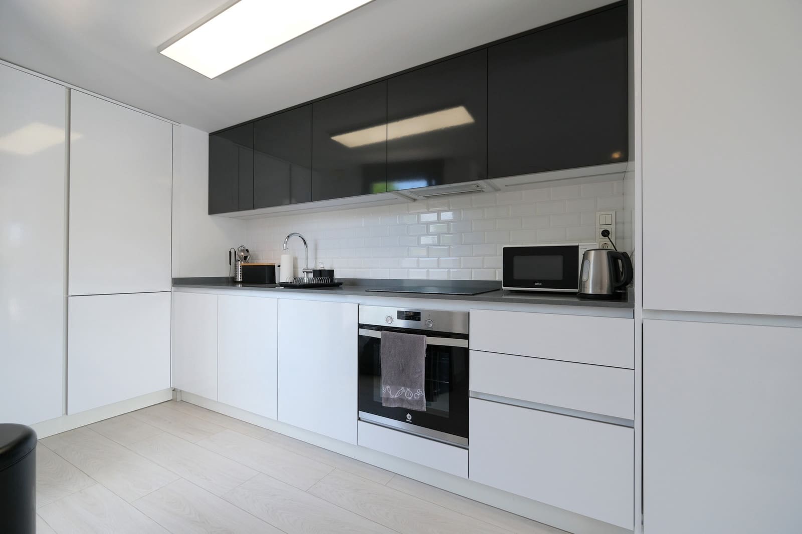 3 makuuhuone Kattohuoneisto myytävänä paikassa Villamartin mukana uima-altaan 
autotalli - 379 000 € (Ref: 9935711)