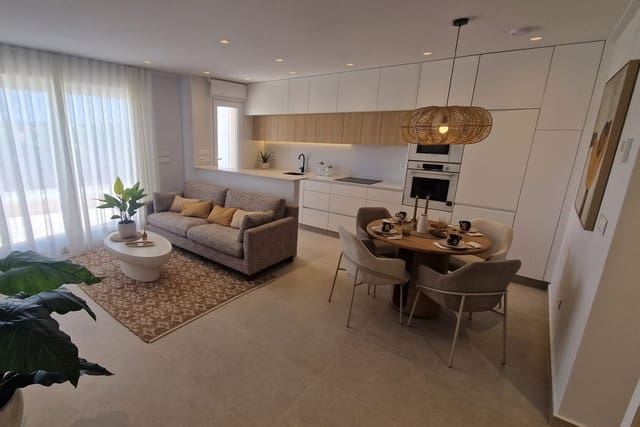 3 camera da letto Appartamento in vendita in Pinar de Campoverde, Pilar de la Horadada con piscina garage - 284.900 € (Rif: 9949289)