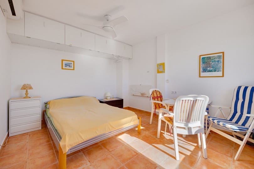 3 chambre Maison de Ville à vendre à La Zenia avec piscine garage - 230 000 € (Ref: 9981825)