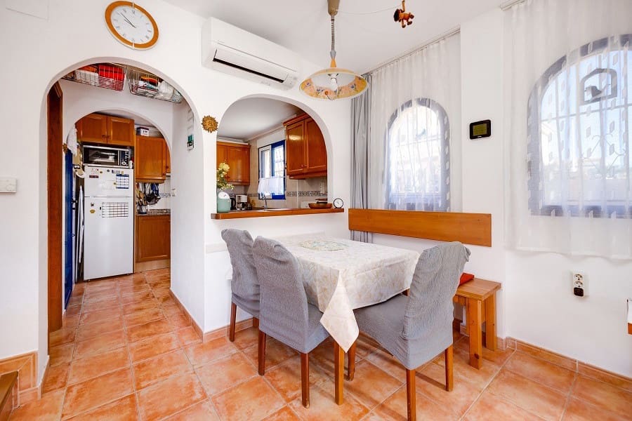 3 chambre Maison de Ville à vendre à La Zenia avec piscine garage - 230 000 € (Ref: 9981825)