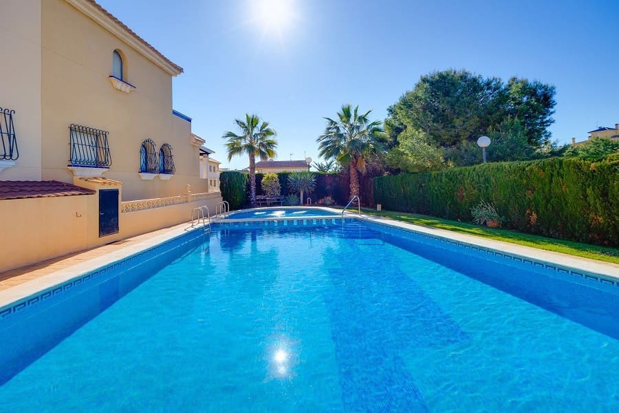 3 chambre Maison de Ville à vendre à La Zenia avec piscine garage - 230 000 € (Ref: 9981825)