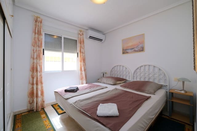 2 slaapkamer Bungalow te koop in Playa Flamenca, Orihuela met zwembad garage - € 215.000 (Ref: 9981826)