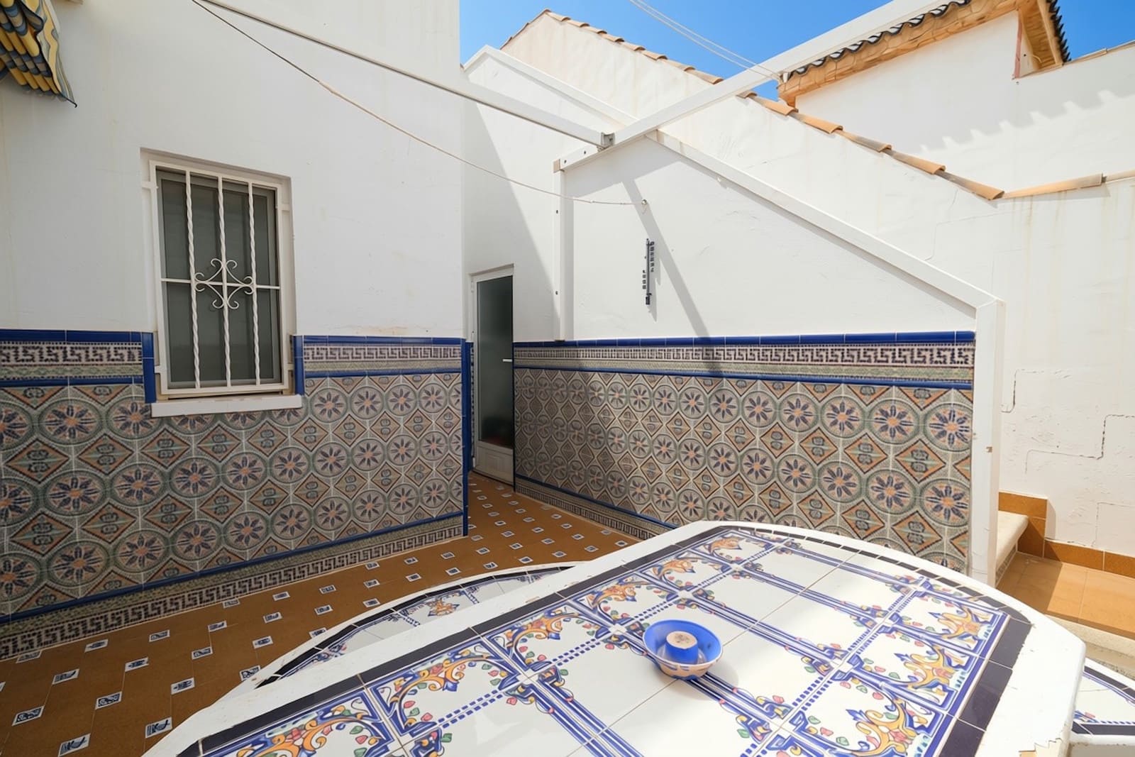 2 sovrum Bungalow till salu i Playa Flamenca med pool garage - 215 000 € (Ref: 9981826)