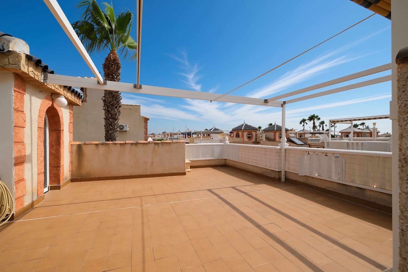 2 sovrum Bungalow till salu i Playa Flamenca med pool garage - 215 000 € (Ref: 9981826)